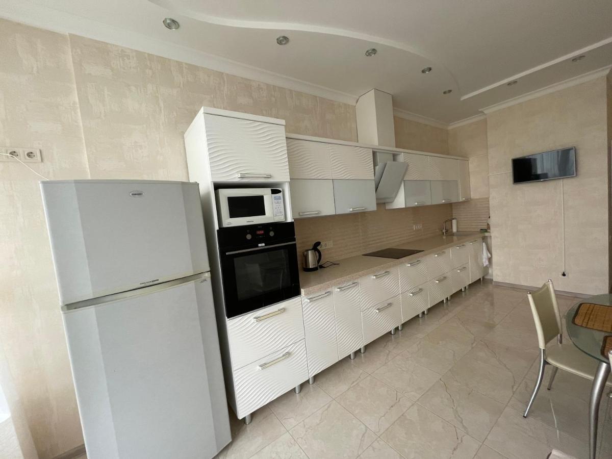 Sea View Kadorr Suite Odessa Esterno foto
